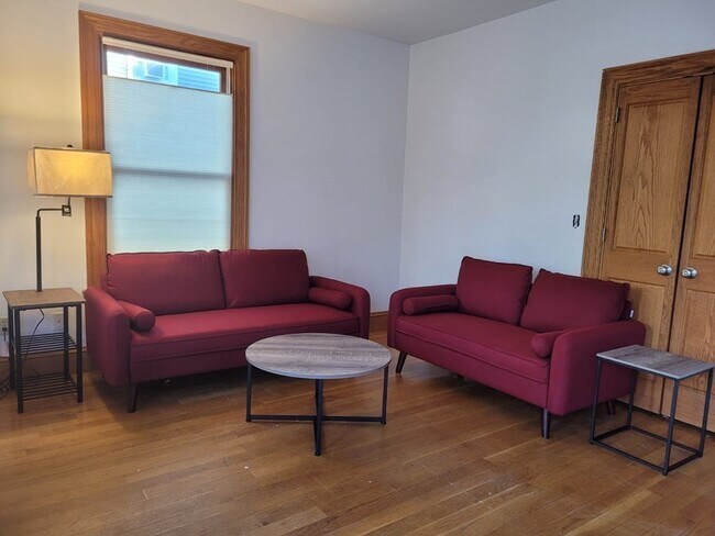 373 Washington St in Cambridge, MA - Building Photo - Building Photo