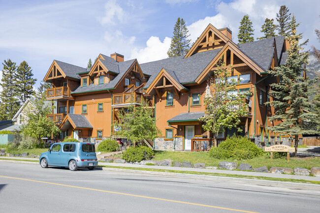 345 Marten St in Banff, AB - Building Photo - Building Photo