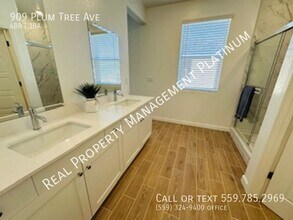 909 Plum Tree Ave in Clovis, CA - Building Photo - Building Photo