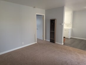 43 Lester Ave in San Jose, CA - Building Photo - Building Photo