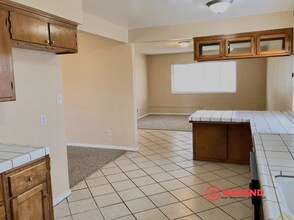 3516 Cardinal Ave in Bakersfield, CA - Building Photo - Building Photo