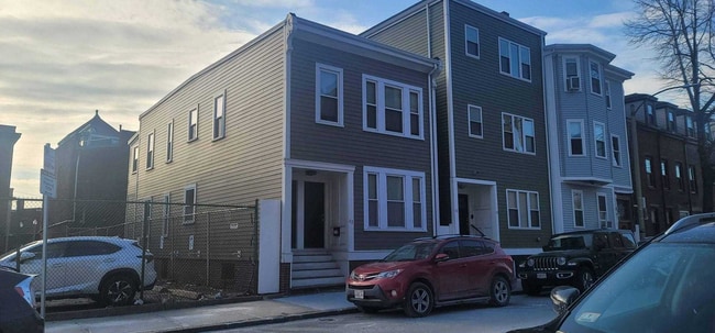 63 Havre St, Unit 2