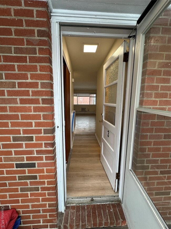 36 S Middletown Rd in Pearl River, NY - Building Photo - Building Photo