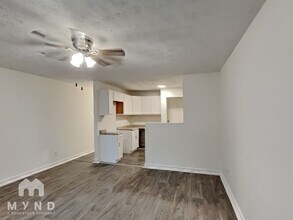 605 Cedar Ave NW in Atlanta, GA - Building Photo - Building Photo