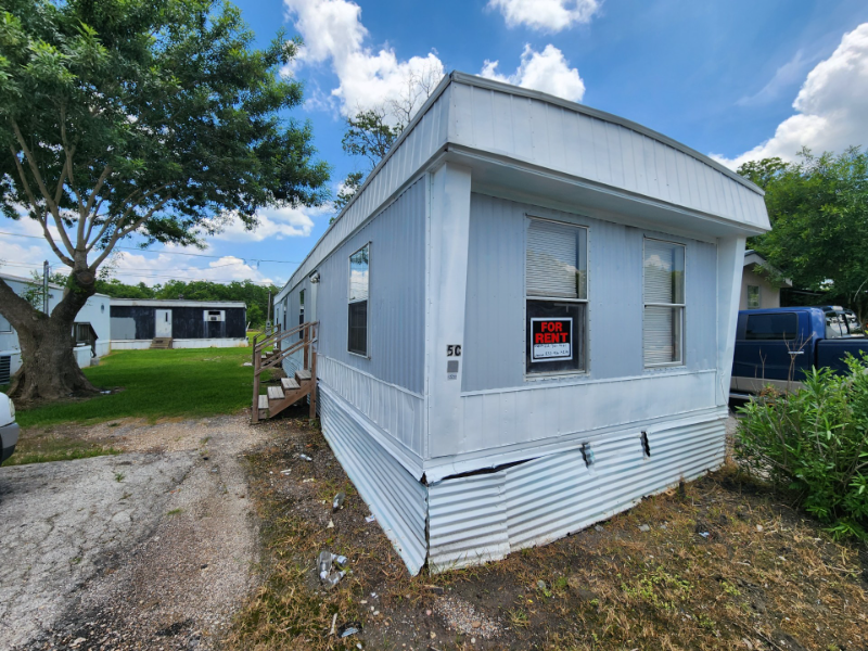 602 Verhalen Rd in Alvin, TX - Building Photo