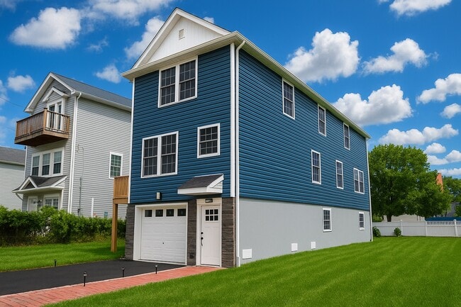 51 Center Ave in Keansburg, NJ - Building Photo - Building Photo