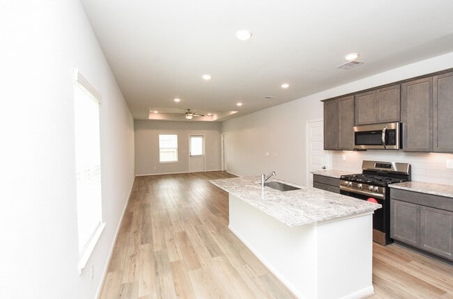 8319 Bristlecone Pne Wy