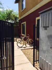 Stanley Place Apartments in Tempe, AZ - Building Photo - Building Photo