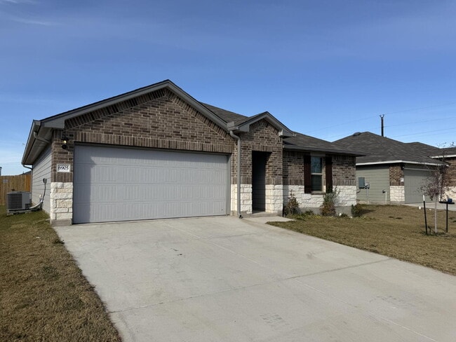 6905 Llano Dr in China Spring, TX - Building Photo - Building Photo