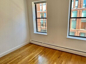 229 Berkeley St, Unit 3 in Boston, MA - Building Photo - Building Photo