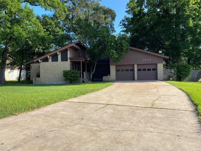 property at 24600 Darkwood Ct