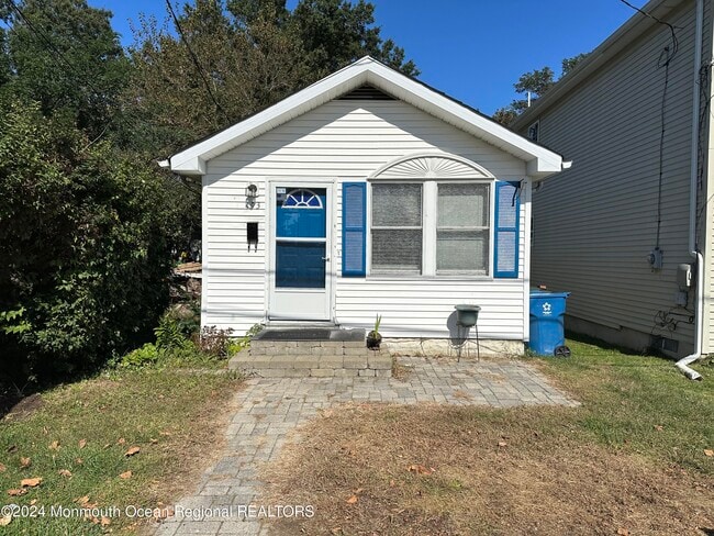 property at 143 8th St