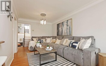 130 Edmonton Dr in Toronto, ON - Building Photo - Building Photo