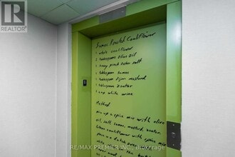 5 Chef Ln in Barrie, ON - Building Photo - Building Photo