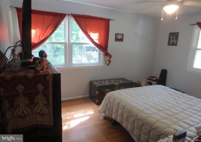 3214 Fair Woods Pkwy in Fairfax, VA - Building Photo - Building Photo