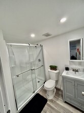 801 E Edgewood Dr in Lakeland, FL - Building Photo - Building Photo