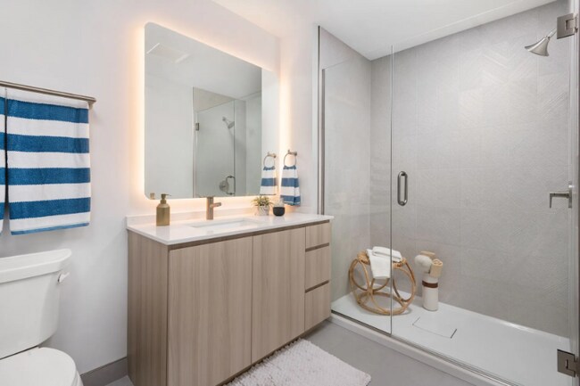 565 S Damen Ave in Chicago, IL - Building Photo - Building Photo