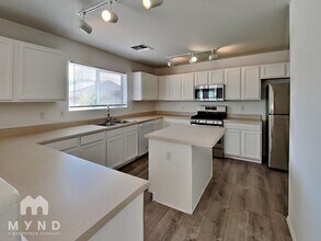 13692 E Oxmoor Valley Dr in Vail, AZ - Foto de edificio - Building Photo