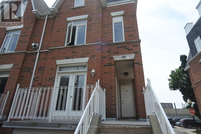 31-3131 Sudbury St in Toronto, ON - Building Photo - Building Photo