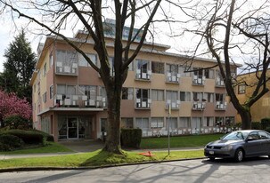 1410 W 13th Ave in Vancouver, BC - Building Photo