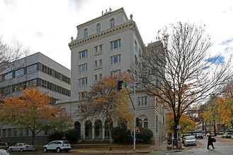 The Lewis Apartments in Sacramento, CA - Building Photo - Building Photo