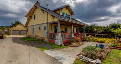 3655 Spear Ave in Arcata, CA - Building Photo - Building Photo