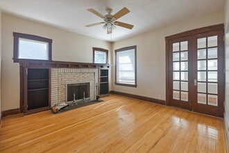1448 E 72nd Pl in Chicago, IL - Foto de edificio - Building Photo