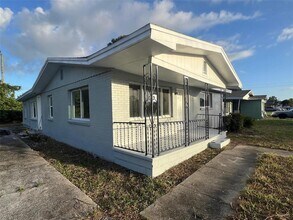 614 Paw Paw St in Cocoa, FL - Building Photo - Building Photo