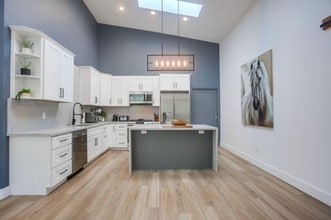 11379 Reidy Canyon Pl in Escondido, CA - Foto de edificio - Building Photo