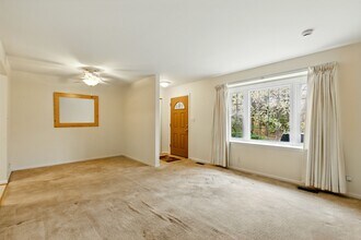 9912 Whiskey Run in Laurel, MD - Building Photo - Building Photo