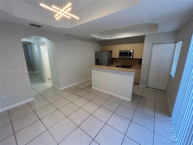 4961 Leeward Ln in Fort Lauderdale, FL - Building Photo - Building Photo