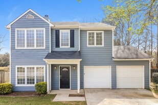 2710 Park Ave in Austell, GA - Building Photo