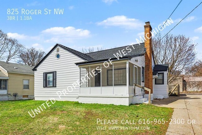 825 Roger St NW in Grand Rapids, MI - Building Photo - Building Photo