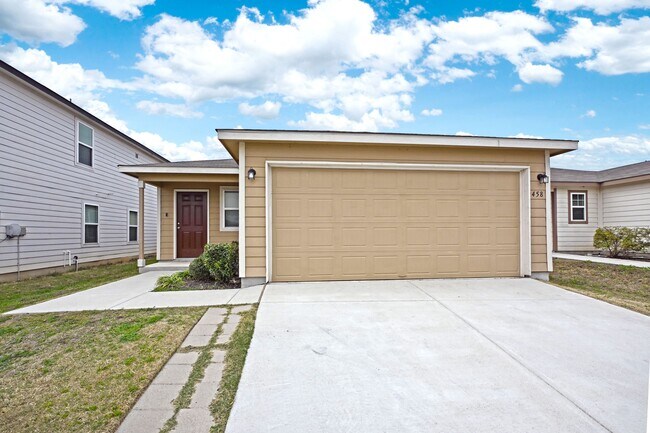 458 Russian Sage in Canyon Lake, TX - Building Photo - Building Photo