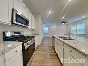 2464 Lennox Rd SE in Conyers, GA - Building Photo - Building Photo