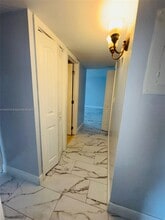 10850 W Flagler St in Miami, FL - Building Photo - Building Photo