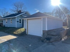 912 Redfield St in La crosse, WI - Foto de edificio - Building Photo