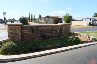 Voyagers Cove MHP in Ceres, CA - Foto de edificio - Building Photo