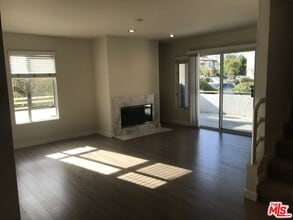 1010 California Ave-Unit -4 in Santa Monica, CA - Building Photo - Building Photo