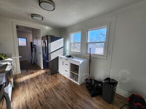 4915 Weiden Rd in Waterloo, IA - Building Photo - Building Photo