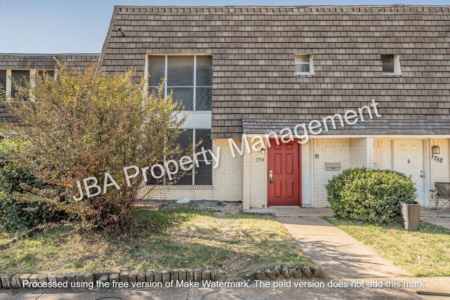 1754 Farleigh Ct in Fort Worth, TX - Building Photo
