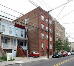 969 Summit Ave in Jersey City, NJ - Building Photo - Building Photo