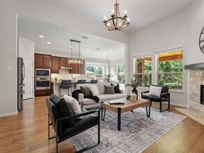 18517 Tanner Bayou Loop in Austin, TX - Building Photo - Building Photo