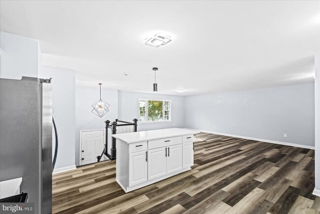 property at 2312 Harpoon Dr