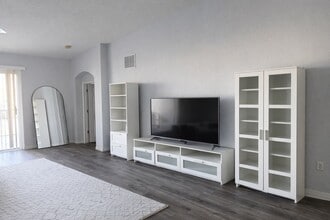 5360 Mang Pl in Sarasota, FL - Building Photo - Building Photo