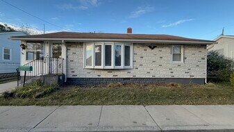 268 Market St in Penns Grove, NJ - Building Photo