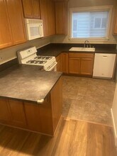 12530 26th Ave NE in Seattle, WA - Building Photo - Building Photo