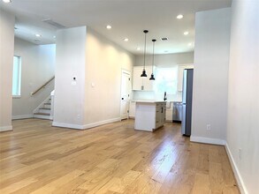 5338 Donovan Gdns Ln in Houston, TX - Building Photo - Building Photo