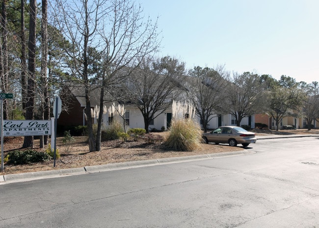 East Park Apartments in Swansboro, NC - Foto de edificio - Building Photo