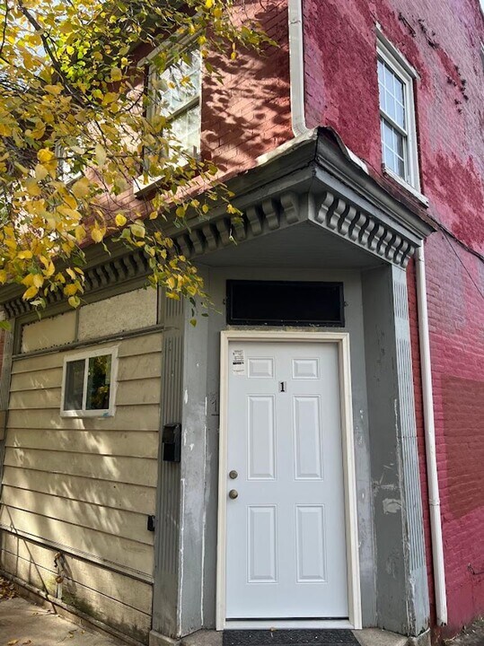 26 S 11th St in Reading, PA - Building Photo